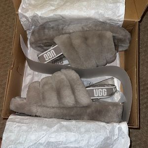 Ugg fluff yeah slides in the color goat